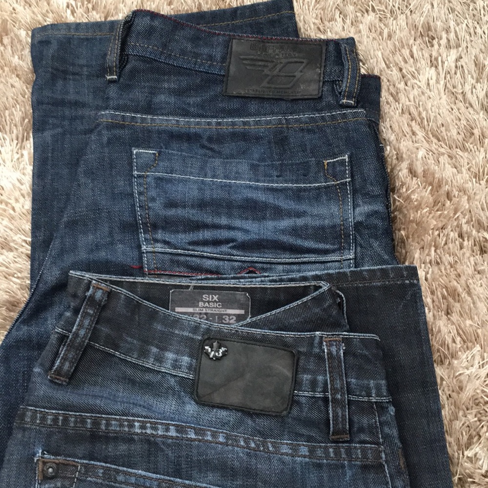 Designer jeans, one relax fit one slim fit.